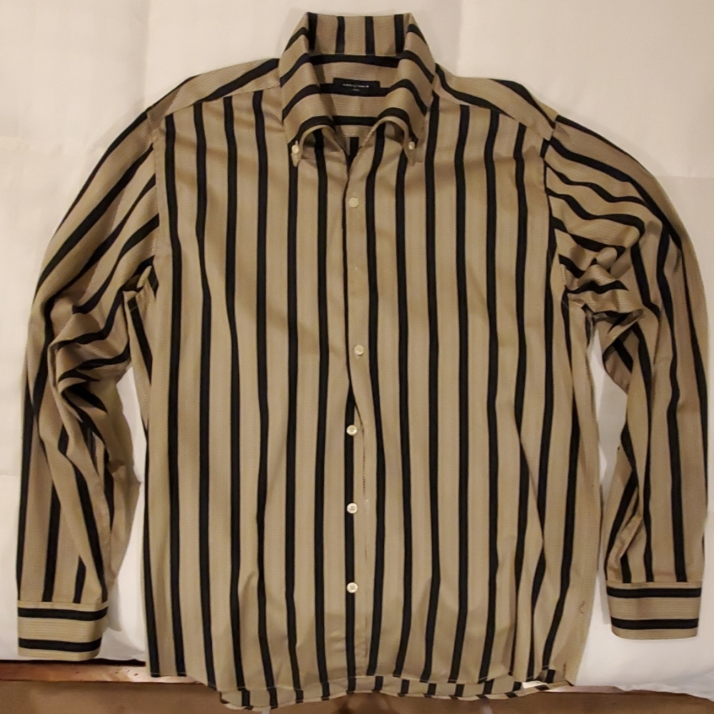 Long sleeve dress shirt